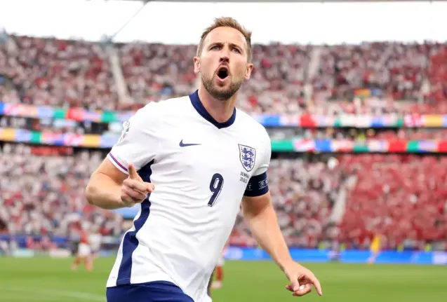 Harry Kane muốn đánh đổi mọi thứ vì chiếc cúp EURO 2024


Do đó, không còn nghi ngờ gì nữa, tôi sẵn sàng đánh đổi mọi thứ mà tôi đã có được trong sự nghiệp của mình để chiến thắng vào ngày mai.

Harry Kane muốn đánh đổi mọi thứ vì chiếc cúp EURO 2024
