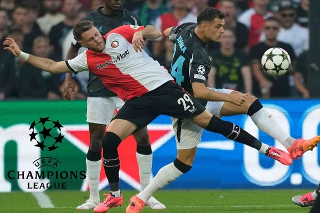 Feyenoord cũng đang không có phong độ tốt.
