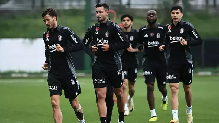 Nhận định Besiktas vs Frankfurt (2h00 ngày 4/10): Khó hạ đội khách