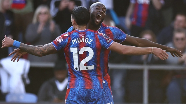  Crystal Palace vừa đánh bại Spurs, qua đó có chiến thắng đầu tiên ở EPL mùa này.
