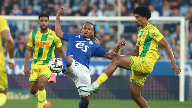 Nantes để thua 1-3 trên sân của Strasbourg
