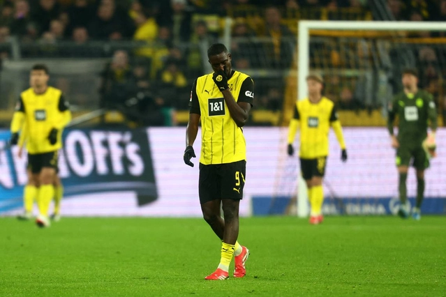 Dortmund vừa thua trận đầu tiên trên sân nhà mùa này
