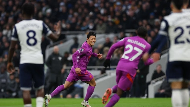 Tottenham để Wolves cầm hòa 2-2 trên sân nhà